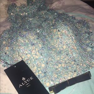 TIFFANY BLUE PROM DRESS